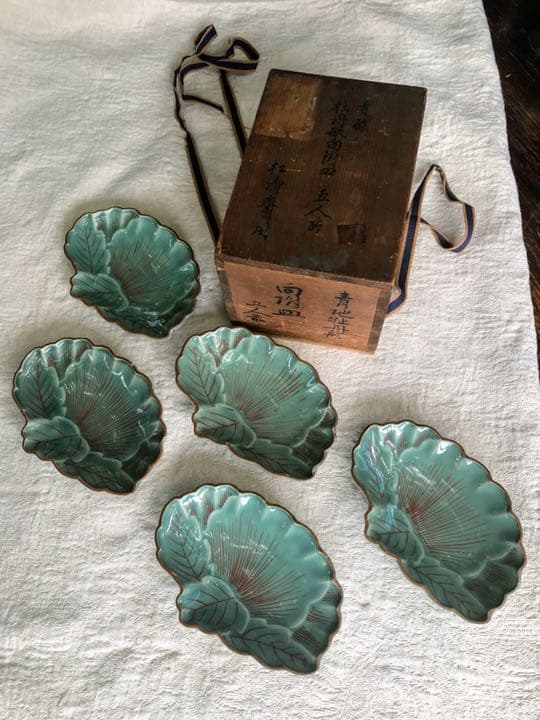 古九谷青磁牡丹形向付五人前 値下げしました