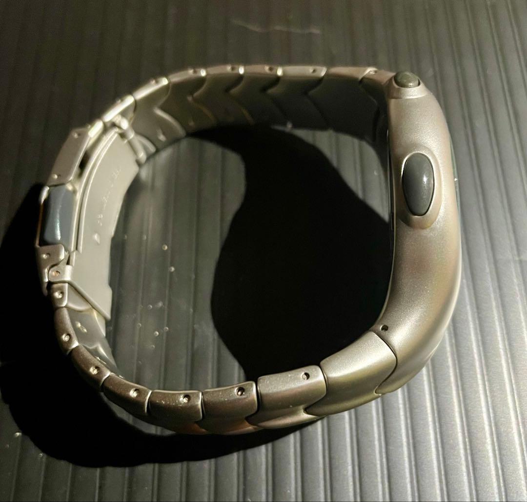 NIKEアナログ腕時計　vd91-5010 H2O RESIST100M