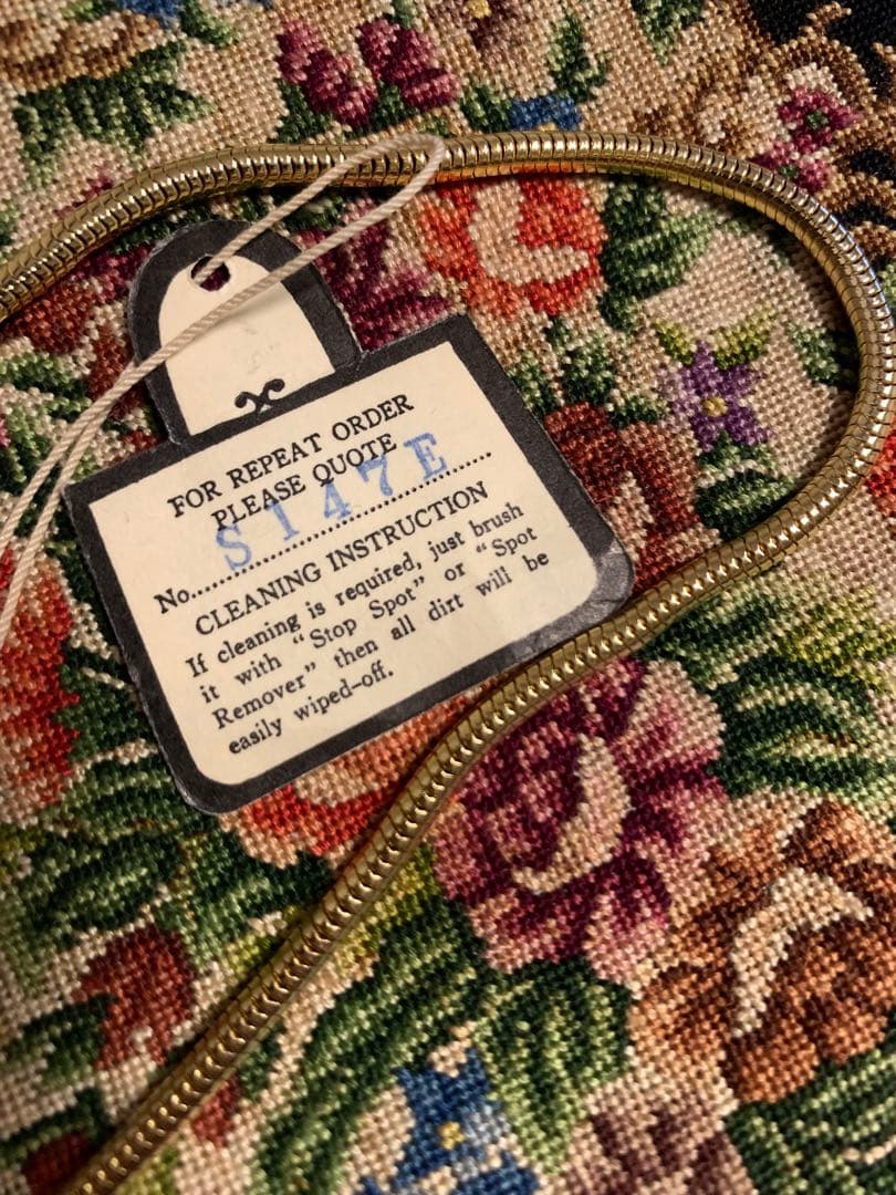 プチポワンパーティーバッグナンバータグ付き