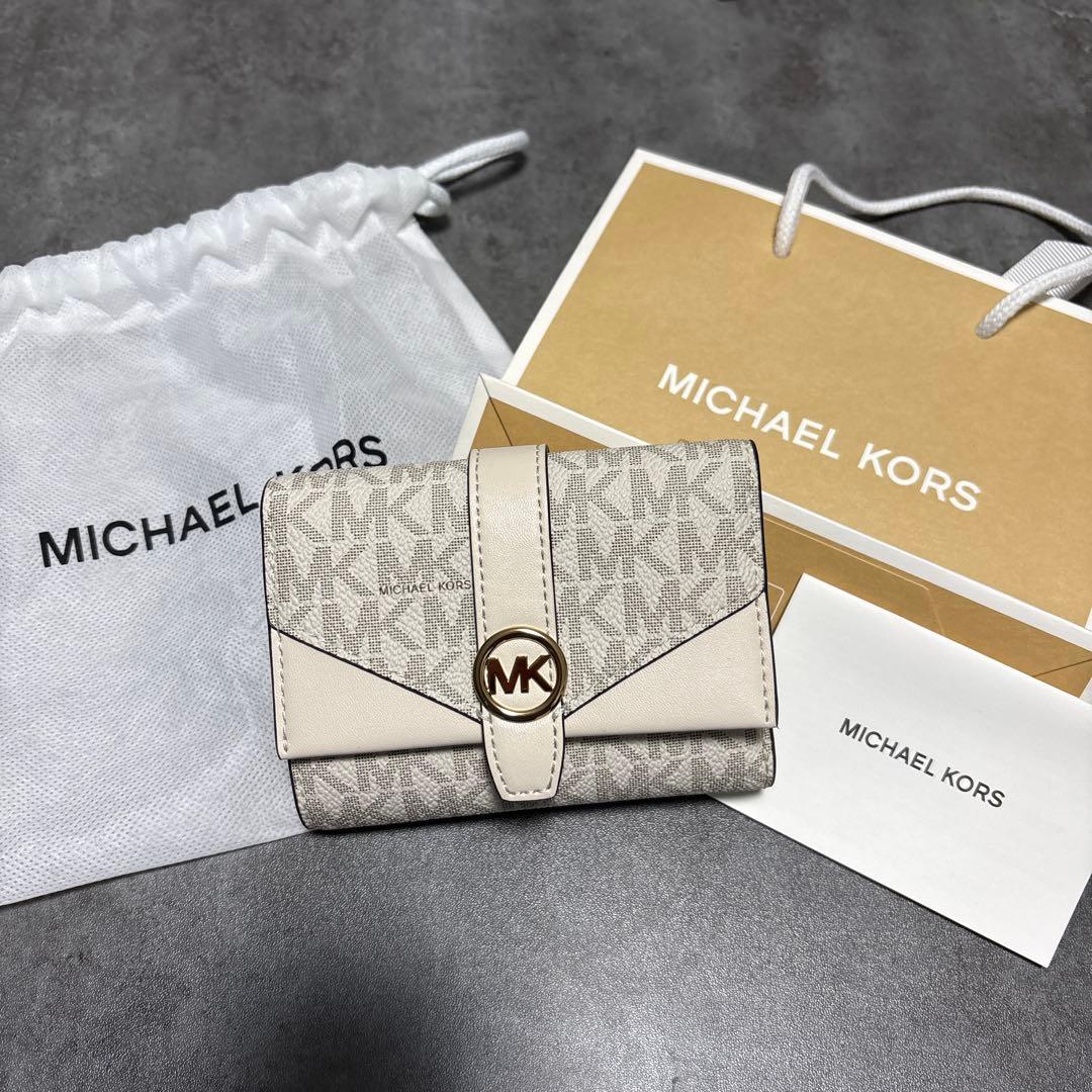 未使用MICHAEL KORS 三つ折り財布　箱付き