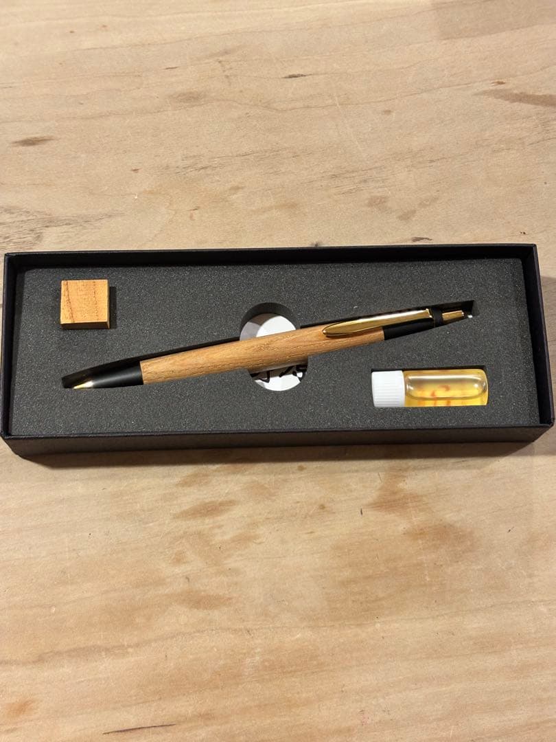 欅ケヤキの杢軸シャープペンシル　野原工芸オイル＆箱＆木ブロックつき　MP