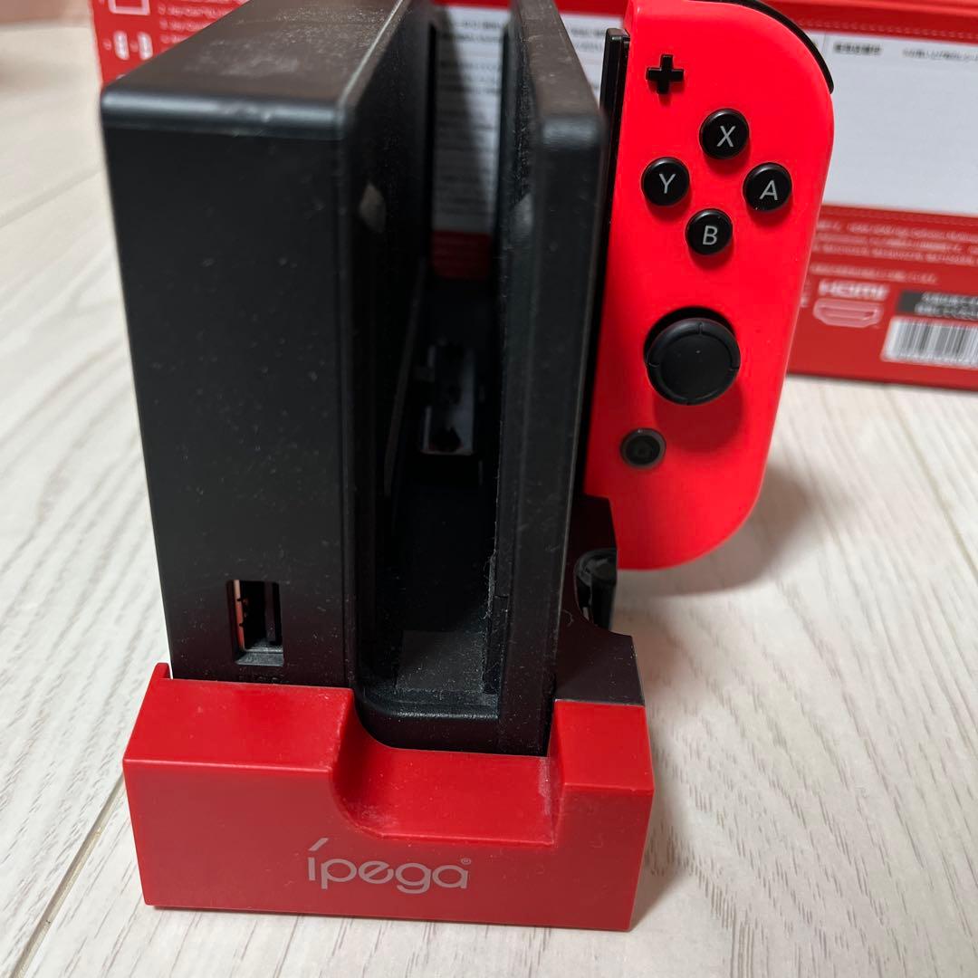 Nintendo Switch ネオンブルー/レッド 本体充電スタンド、ケース付