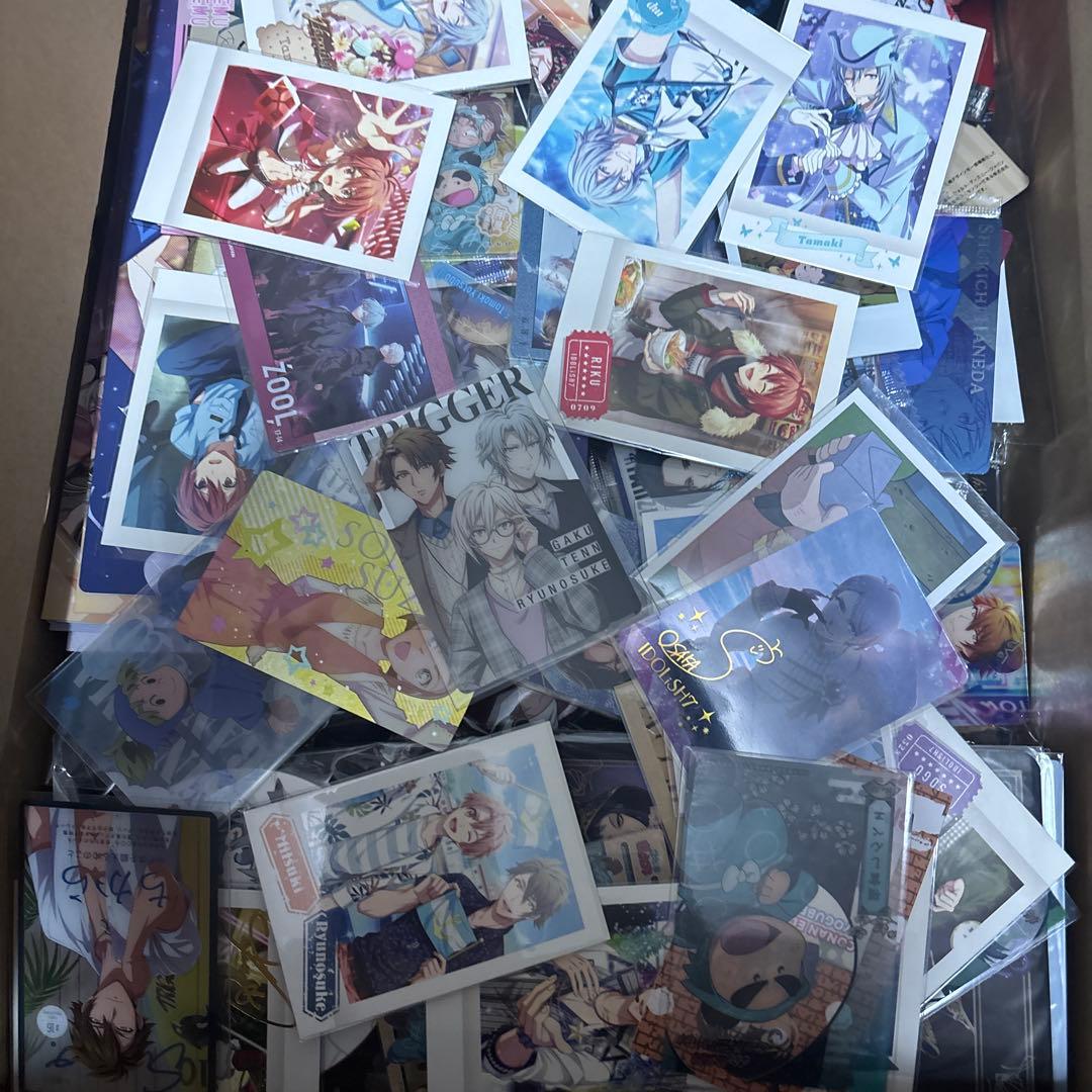 アニメグッズ　まとめ売り 紙類多め