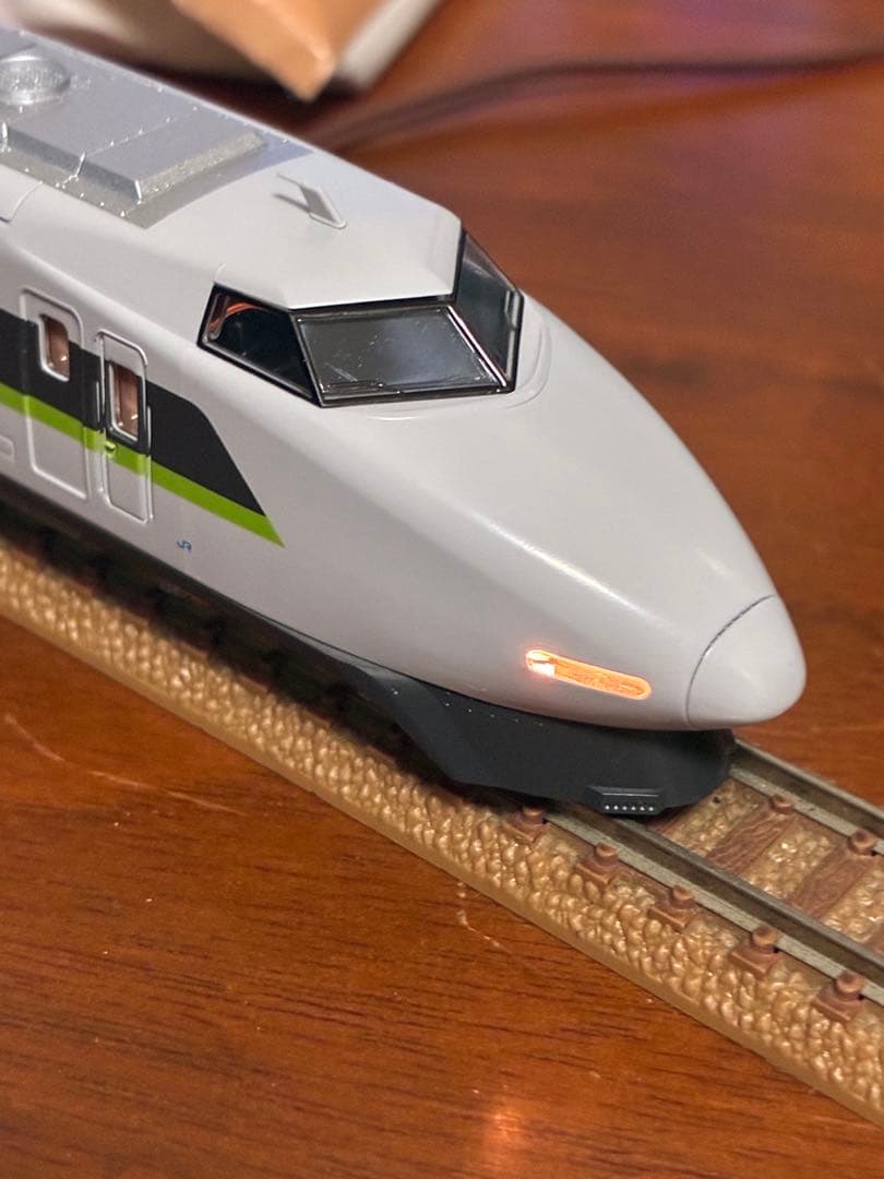 ト*読様 JR100系 山陽新幹線 フレッシュグリーンセット　ライト点灯動力動作