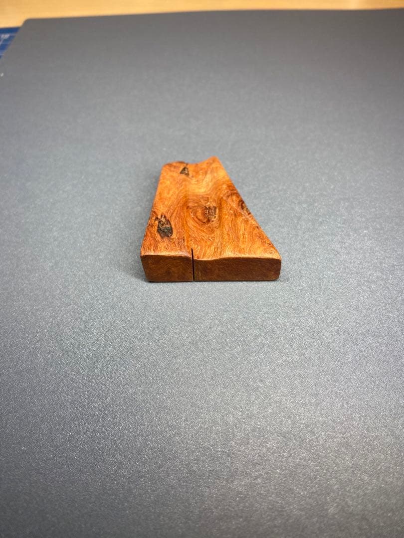 (山田オフコース)工房楔　花梨紅白こぶ杢シャープペン0.5ミリ おまけ付き