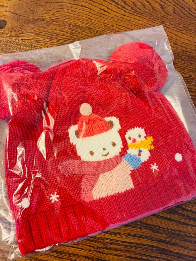 新品未使用　ファミリア　familiar クマ耳付きニット帽　赤　ファミちゃん