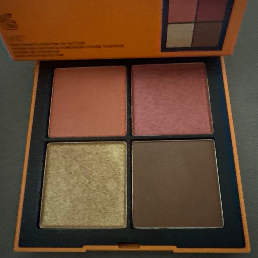 と*郎様 NARS チークパレット