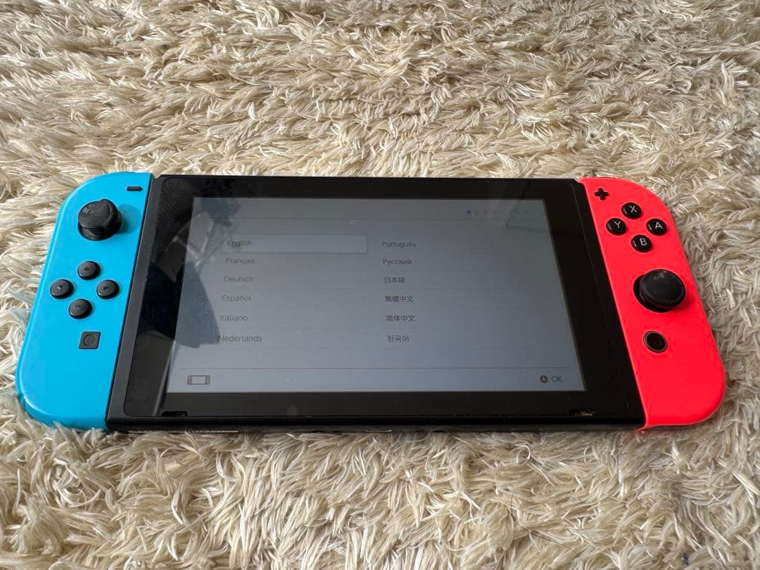 ス*プ様 Nintendo Switch（+ソフト1本 & 64GB Micro