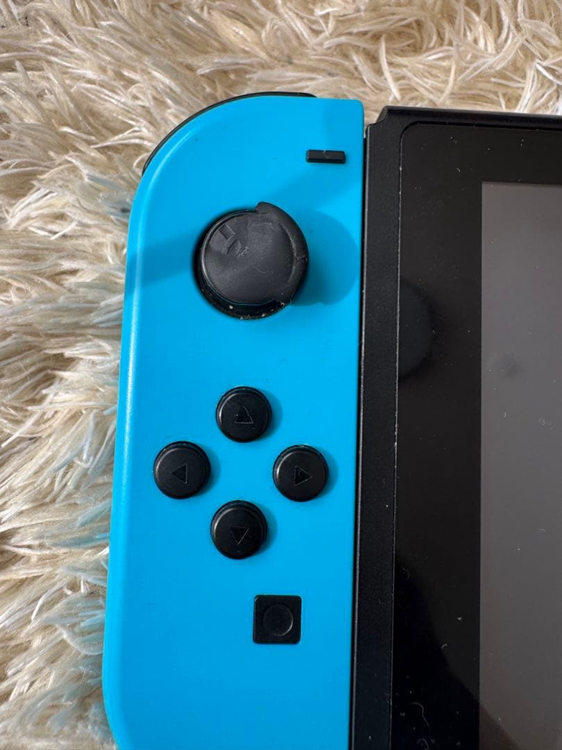 ス*プ様 Nintendo Switch（+ソフト1本 & 64GB Micro