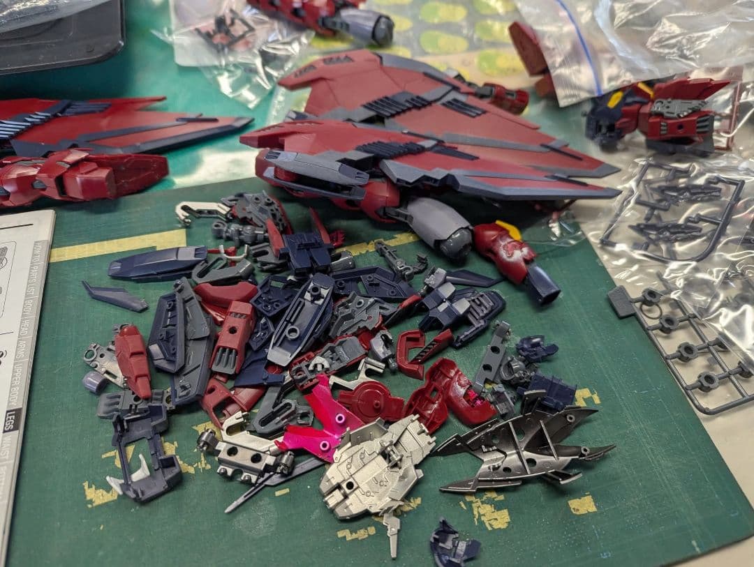 新機動戦記ガンダムW MGエピオン　クロスコントラストカラー（レプリカ）