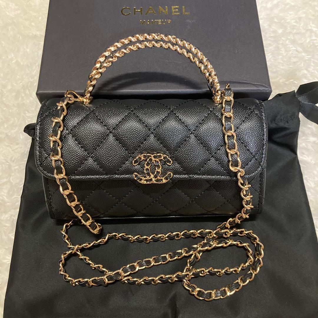 CHANEL キルティング ショルダーバッグ ブラック
