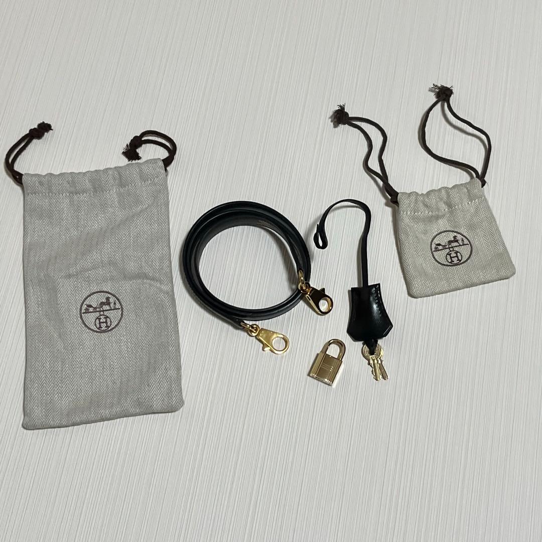 エルメス　正規品　ストラップ　クロシェット　カデナ　ブラック　ボックスカーフ