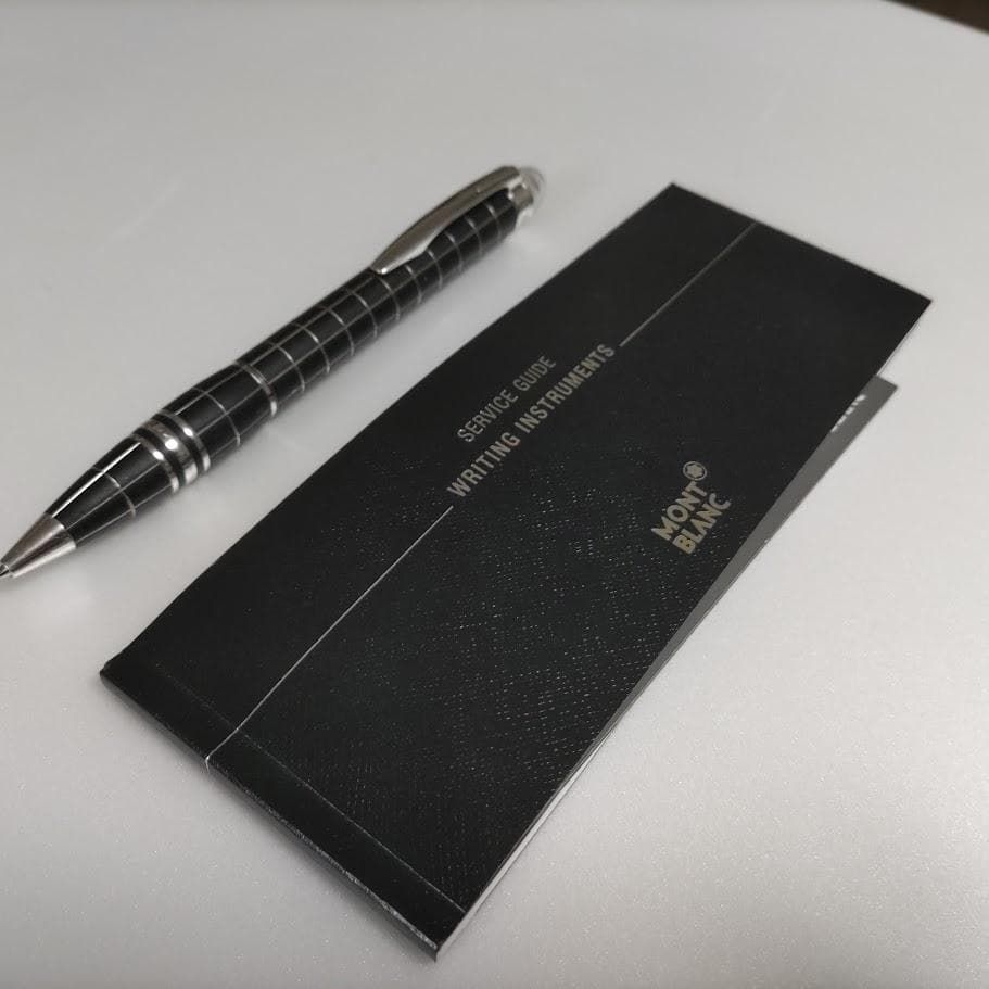 Montblanc ボールペン 黒 格子模様