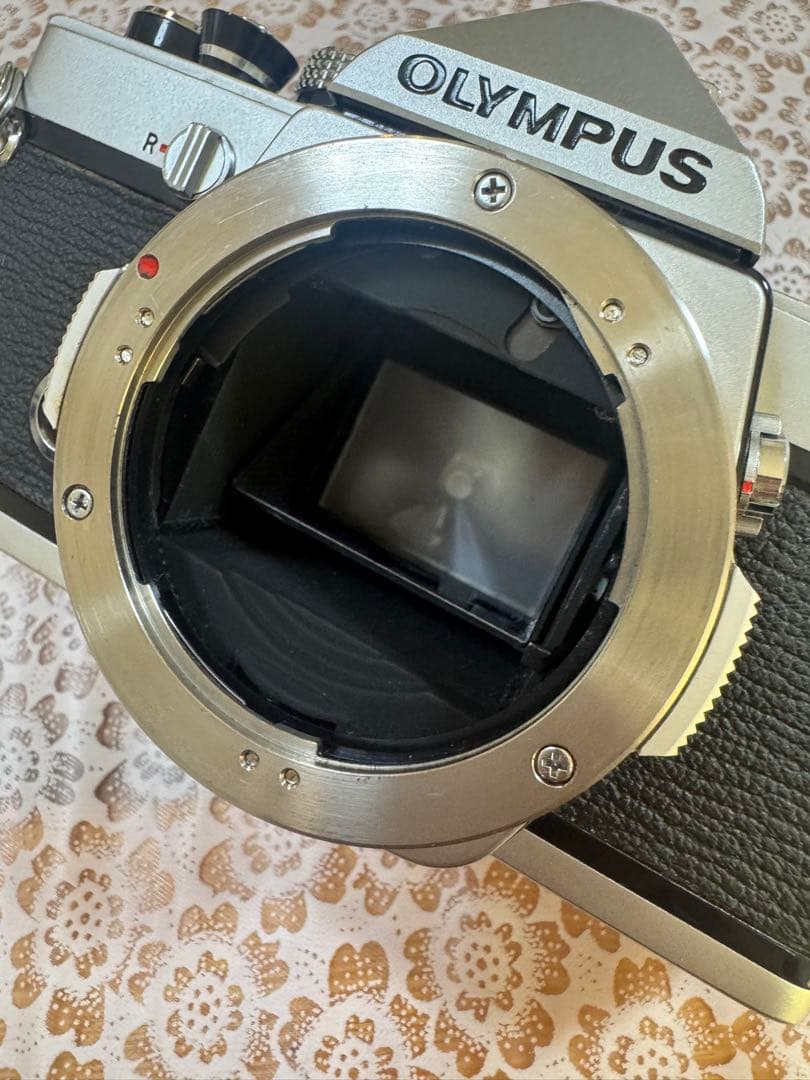 美品　OLYMPUS OM-1 シルバー ボディ