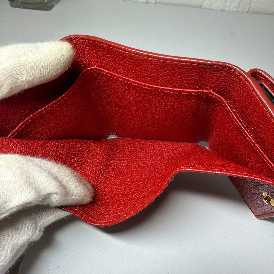 良品 MIUMIU 黒 ラブレター ハート マドラス 折り財布 ミニウォレット