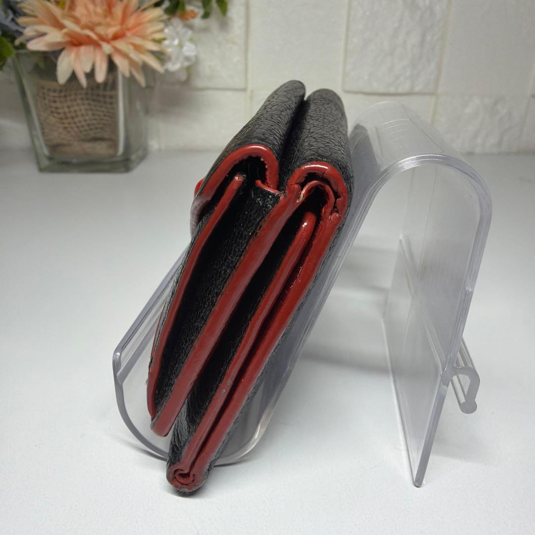 良品 MIUMIU 黒 ラブレター ハート マドラス 折り財布 ミニウォレット