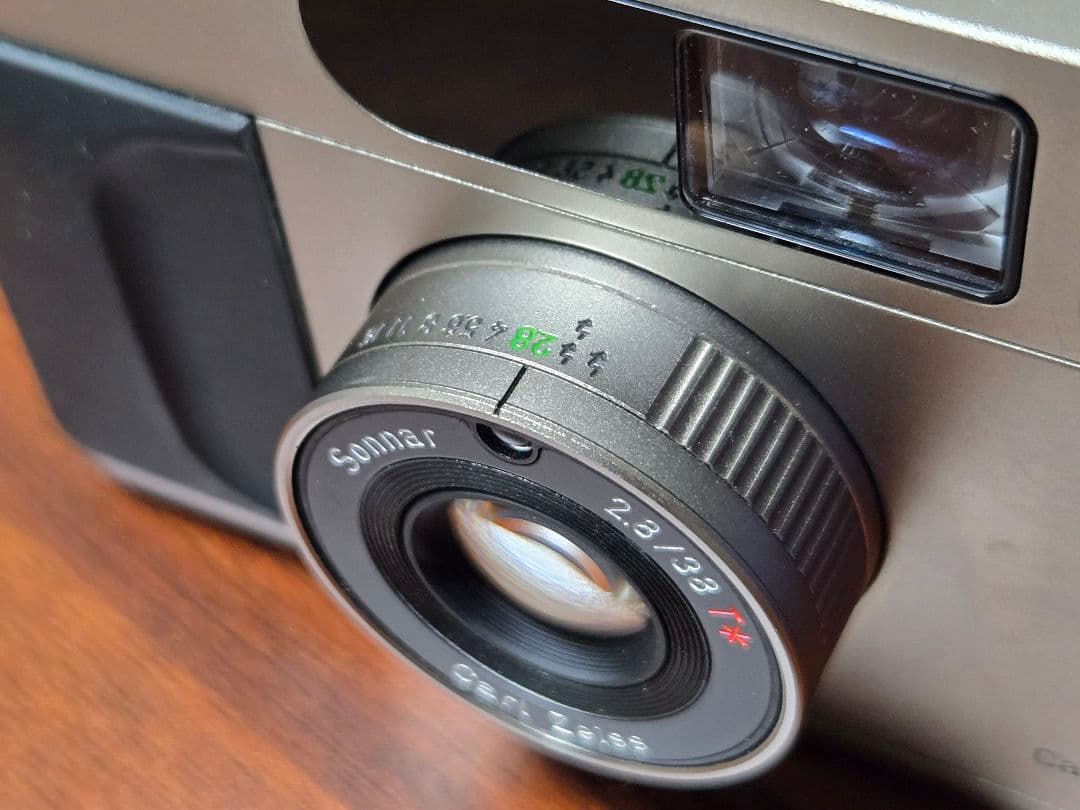 CONTAX T2 コンパクトフィルムカメラ チタンシルバー