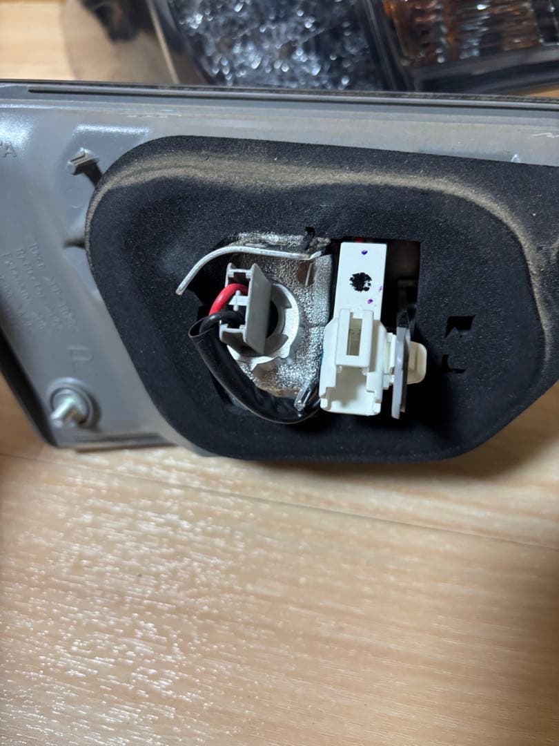 マークx grx130中期G'S純正テールランプ