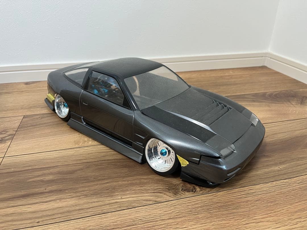 ラジコンボディ　シャーシ　セット