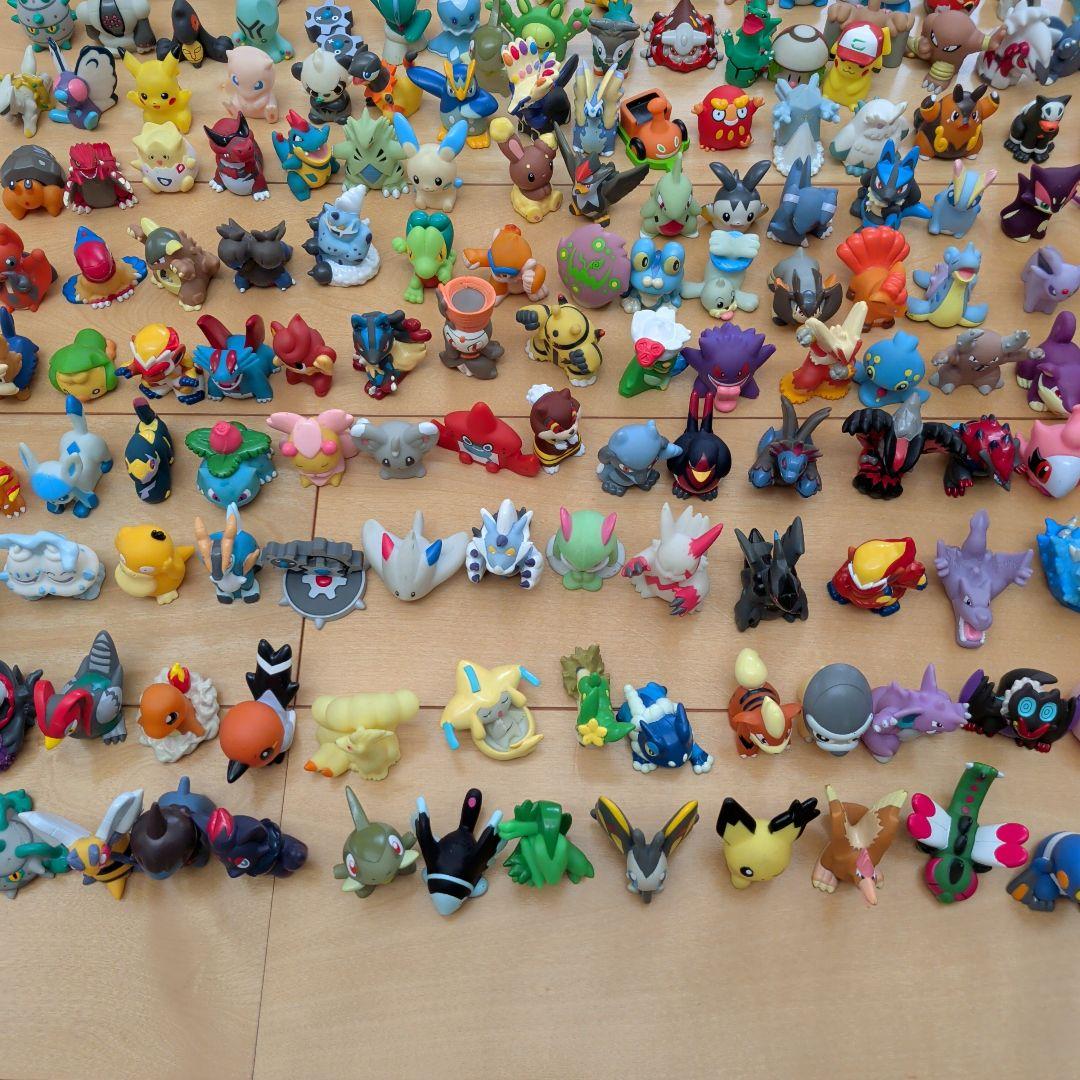 任天堂　ポケモン　指人形　ポケモンキッズ 約350個