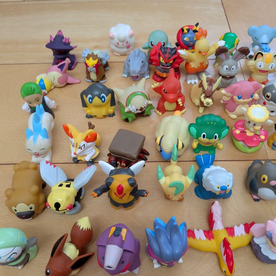 任天堂　ポケモン　指人形　ポケモンキッズ 約350個