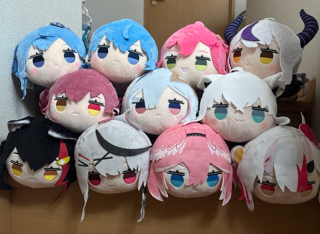 ホロライブ 寝そべりぬいぐるみ