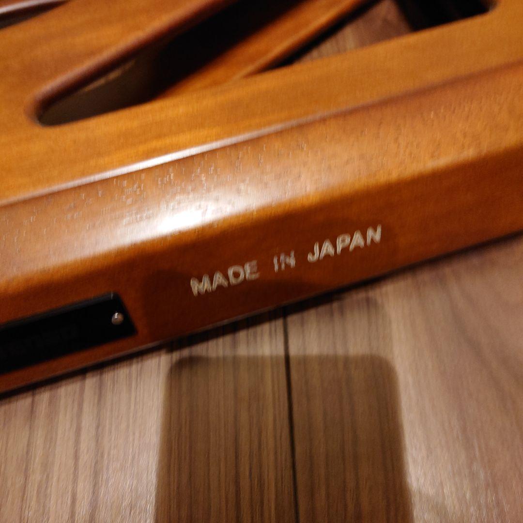 カリモク60 木製マガジンラック