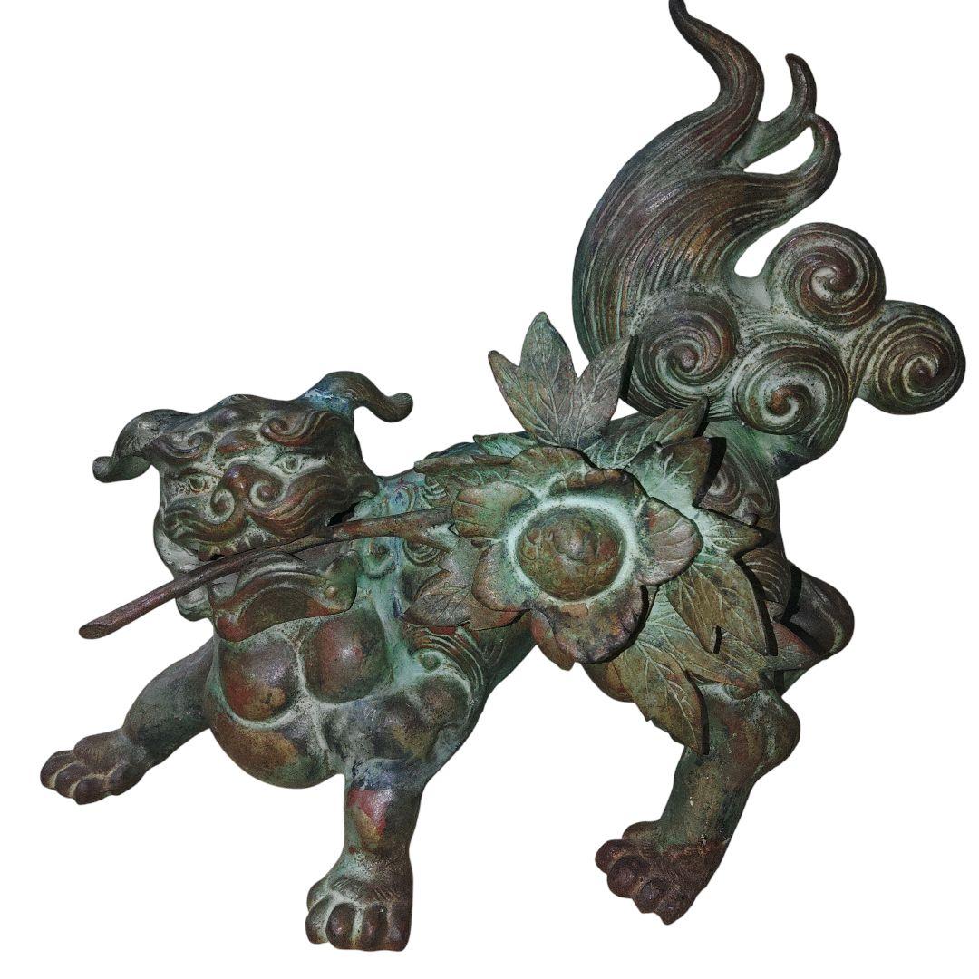 唐獅子　金属製　置物　オブジェ