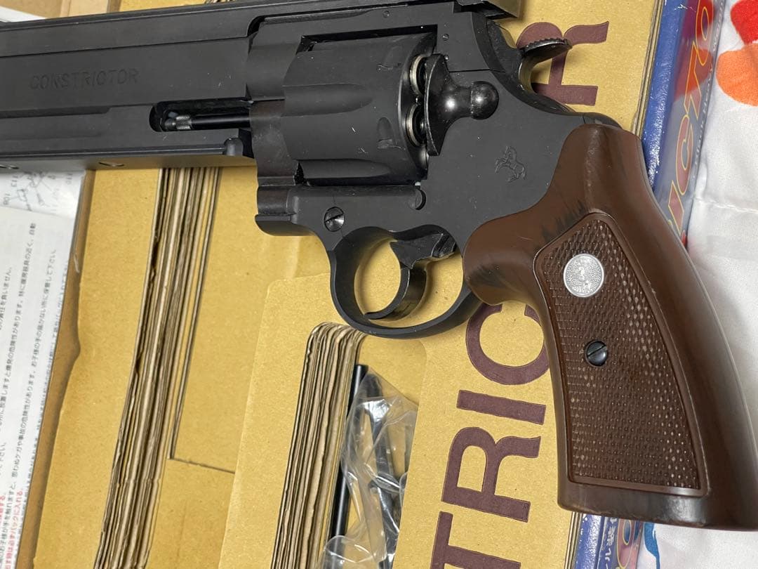 CONSTRICTOR ガスガン 8mm BB 【MARUSHIN】