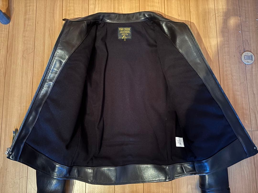 ファインクリークレザーズ　サンタアニタ　レザースポーツジャケット　36　黒　馬革