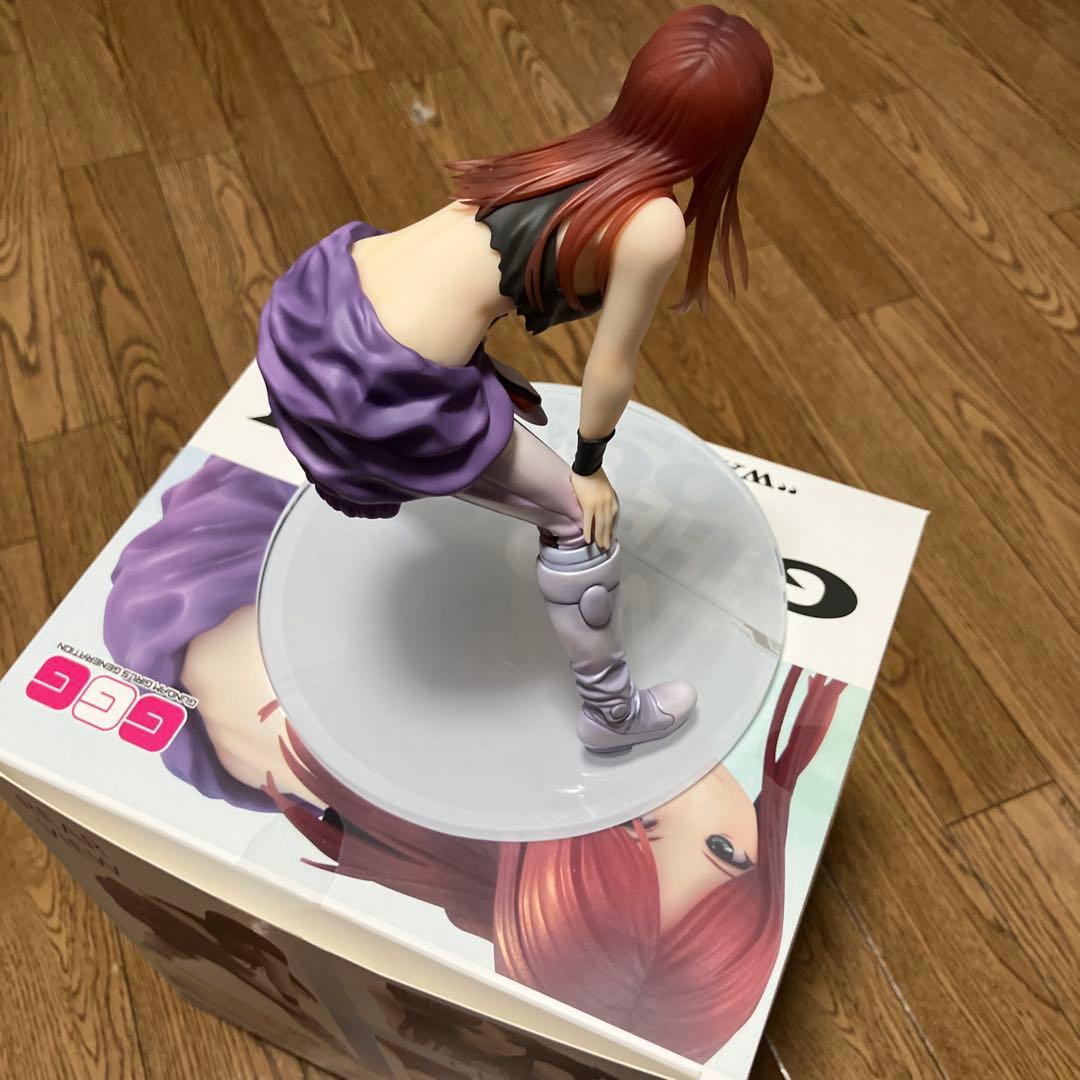 クリスチーナ・マッケンジーフィギュア