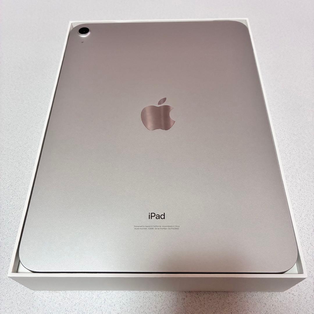 即発送★ iPad 第10世代 64GB シルバー 本体 + キーボードケース
