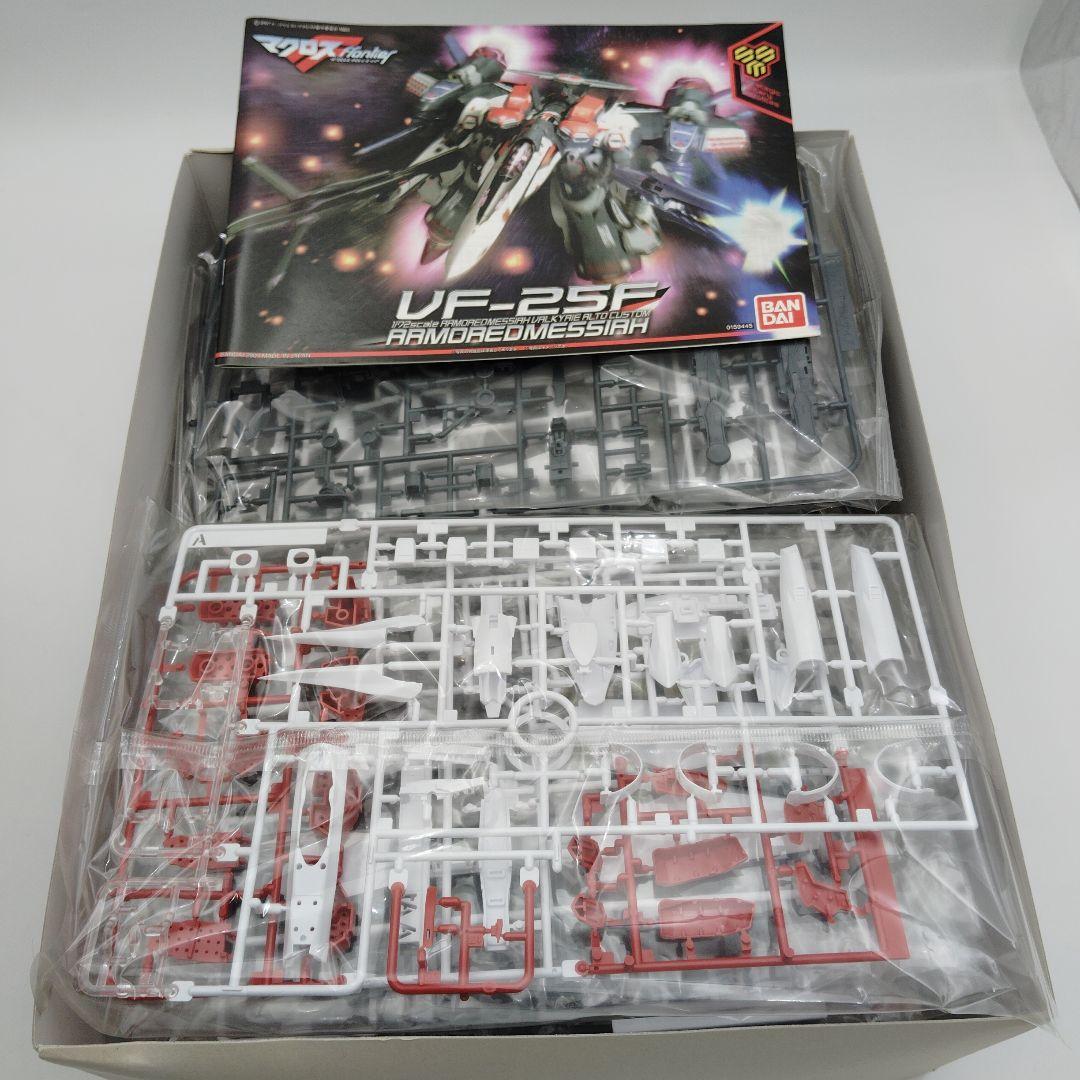 バンダイ VF-25F アーマードメサイアバルキリー マクロスFアルト機