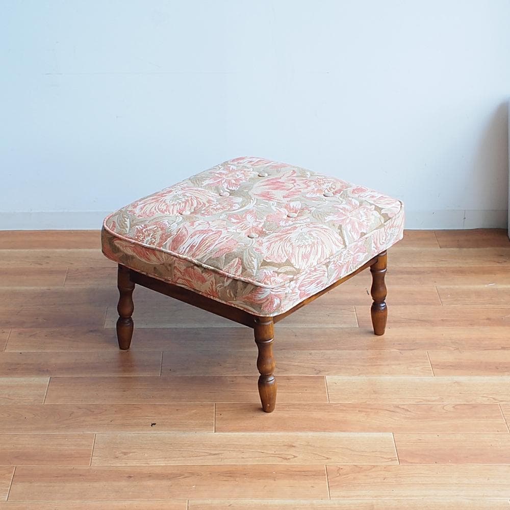 カリモク/karimoku コロニアル オットマン スツール ラタン 花柄