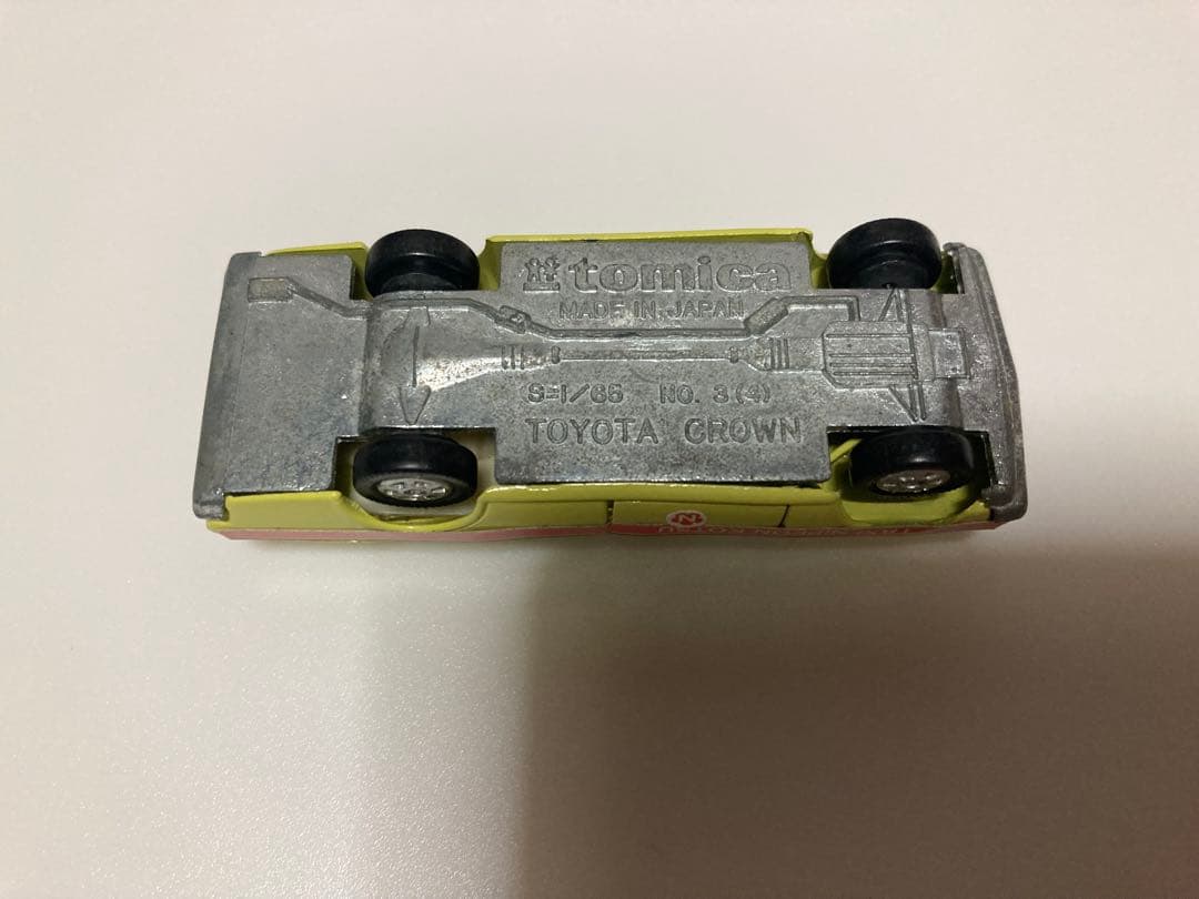 トミカ　日本製　トヨタ　クラウンタクシー　日本交通　1Dホイール　入手難易度A
