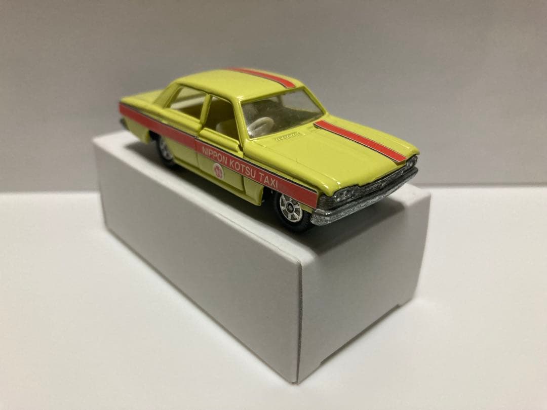 トミカ　日本製　トヨタ　クラウンタクシー　日本交通　1Dホイール　入手難易度A
