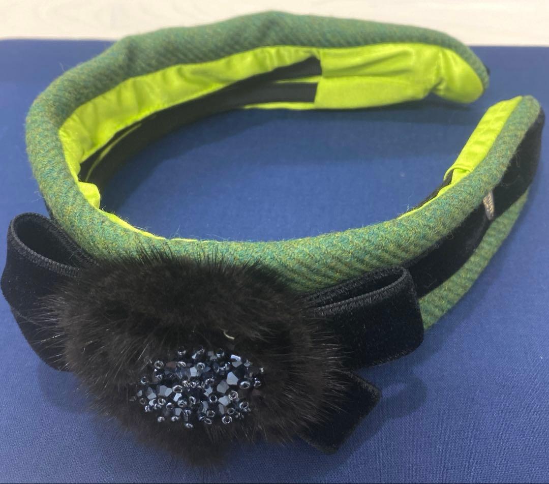 美品✨LA MAJORINAラ·マジョリーナ　大人のカチューシャ　ビーズ　緑