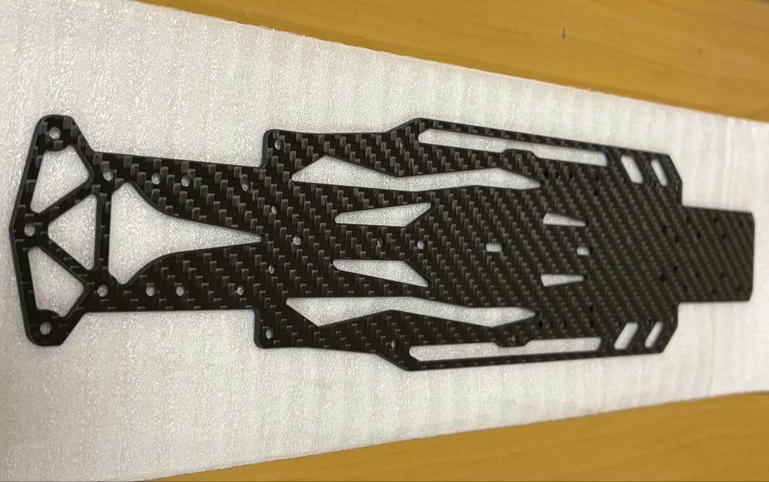 ReveD RDX D1-M3-02【MC-Ⅲ用 カーボン製 メインシャーシ】