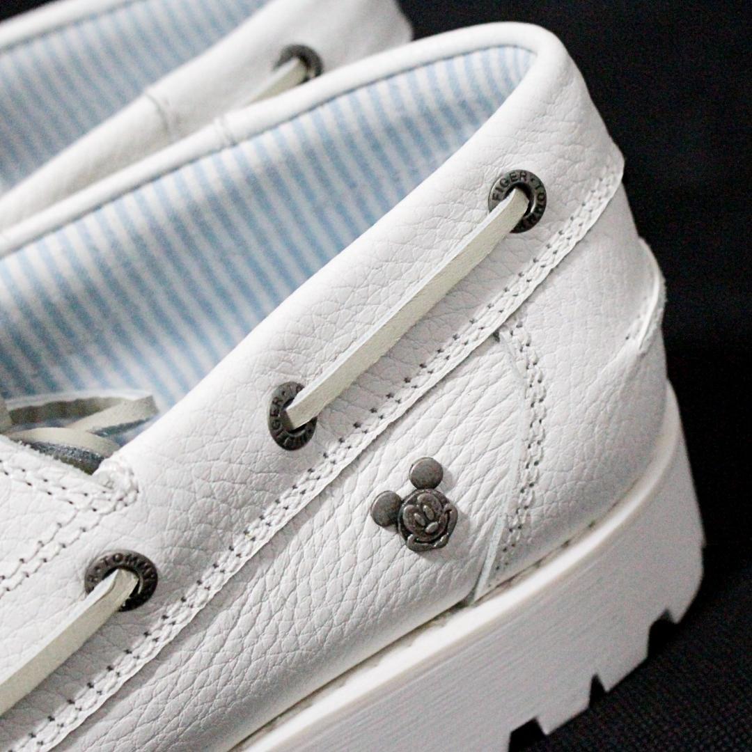 新品 ディズニー＆トミーヒルフィガー コラボ クラシックボートシューズ 28㎝