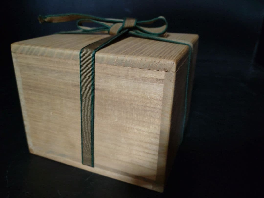 岡田華渓造　椿茶碗　共箱　検（裏千家