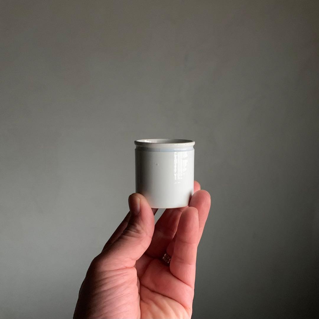 青みを帯びた 筒盃 酒器 盃ぐい呑み 古道具 アンティーク ブロカント