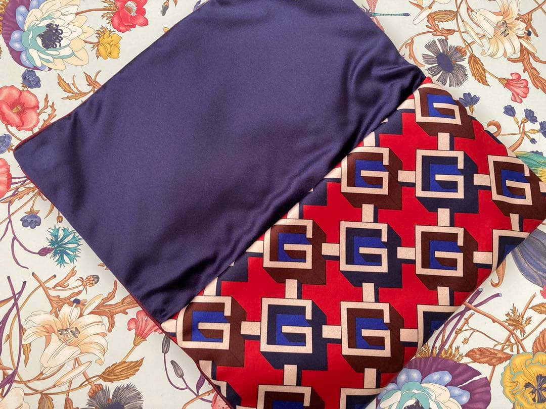 新品 グッチ　ジオメトリック　アイマスク　キューブ　ギフト