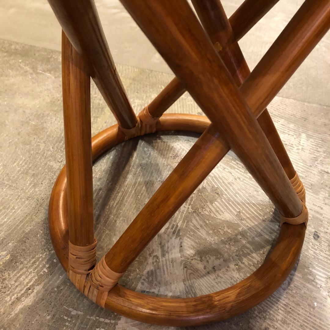 ラタン円形スツール クロス脚デザイン　ラタン家具　椅子　腰掛け　ラタン椅子