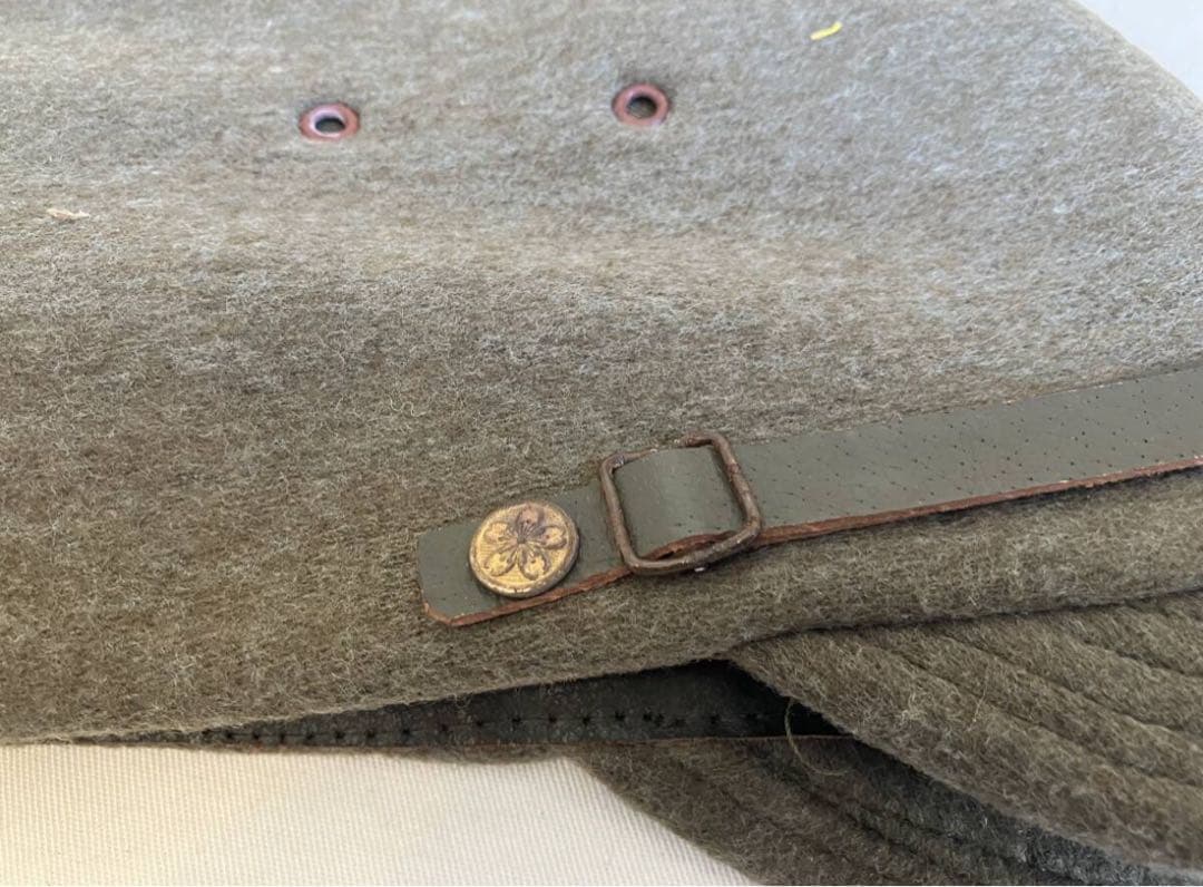 旧日本軍陸軍将校冬用略帽前星章欠なるもサイズ大きめ58〜後調節紐60cmまで可能