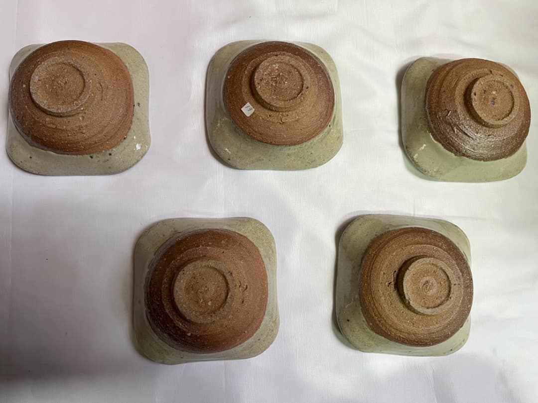 西岡小十（小次郎窯）絵斑唐津　銘々皿