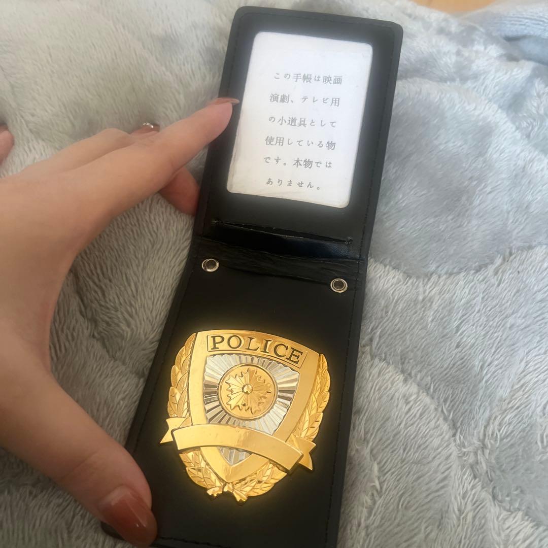 警察手帳レプリカ　撮影用・小道具用・コスプレ