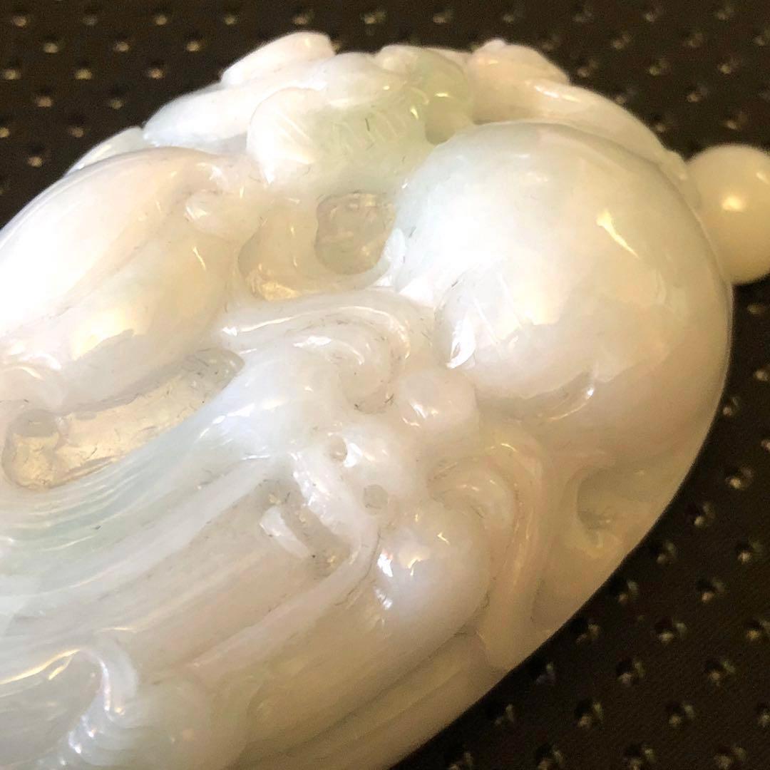 中国翡翠の手玩玉 高級品 (化粧箱付き)❣️