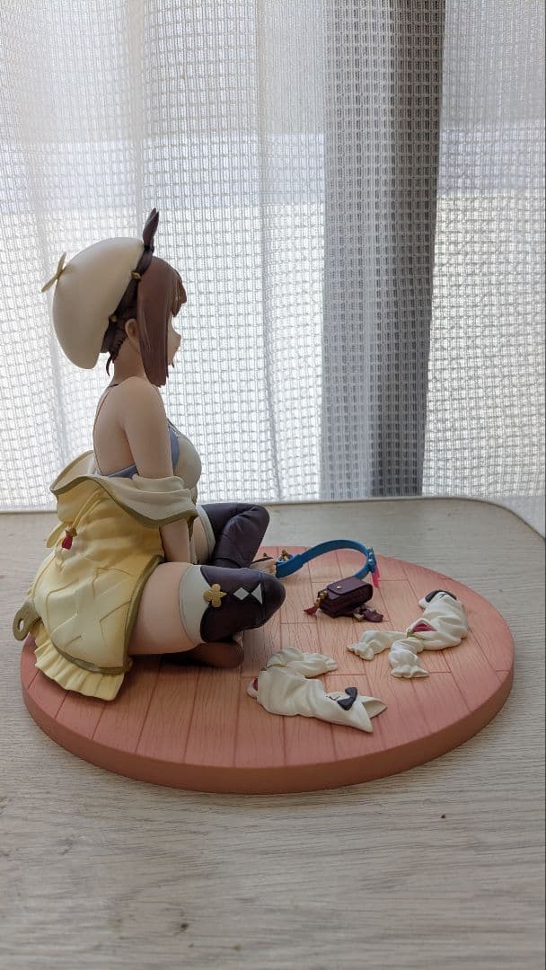 ファット・カンパニー　ライザ　フィギュア