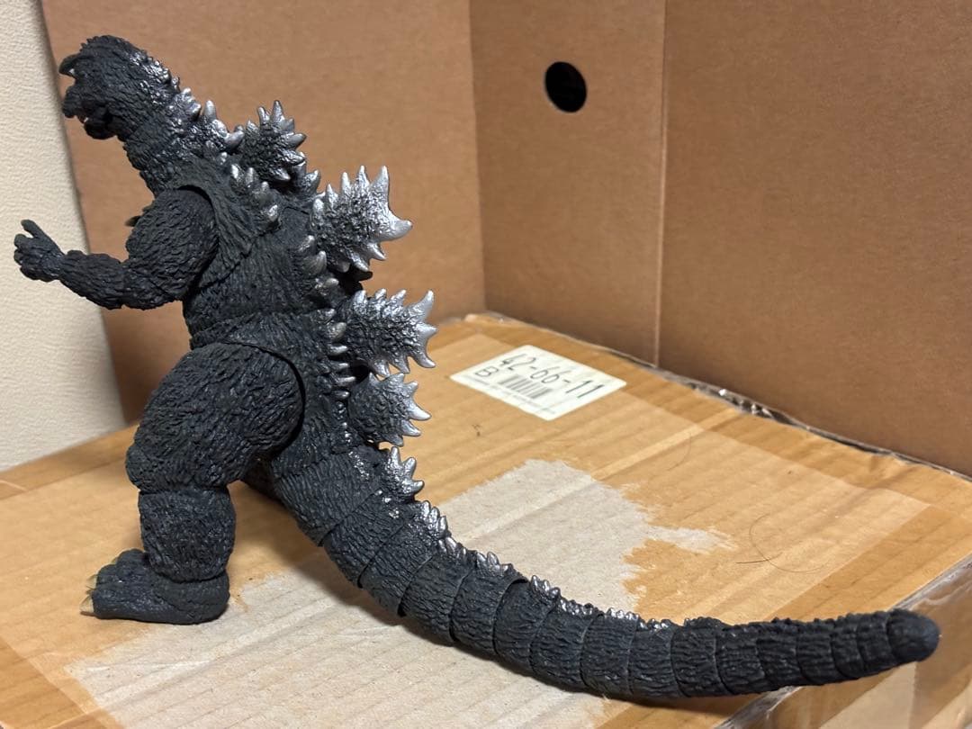 S.H.MonsterArts GODZILLA (1972) フィギュア