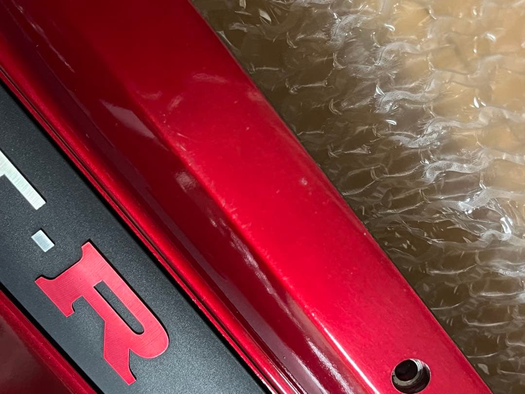 NISSAN SKYLINE GT-R エンジンカバー レッド